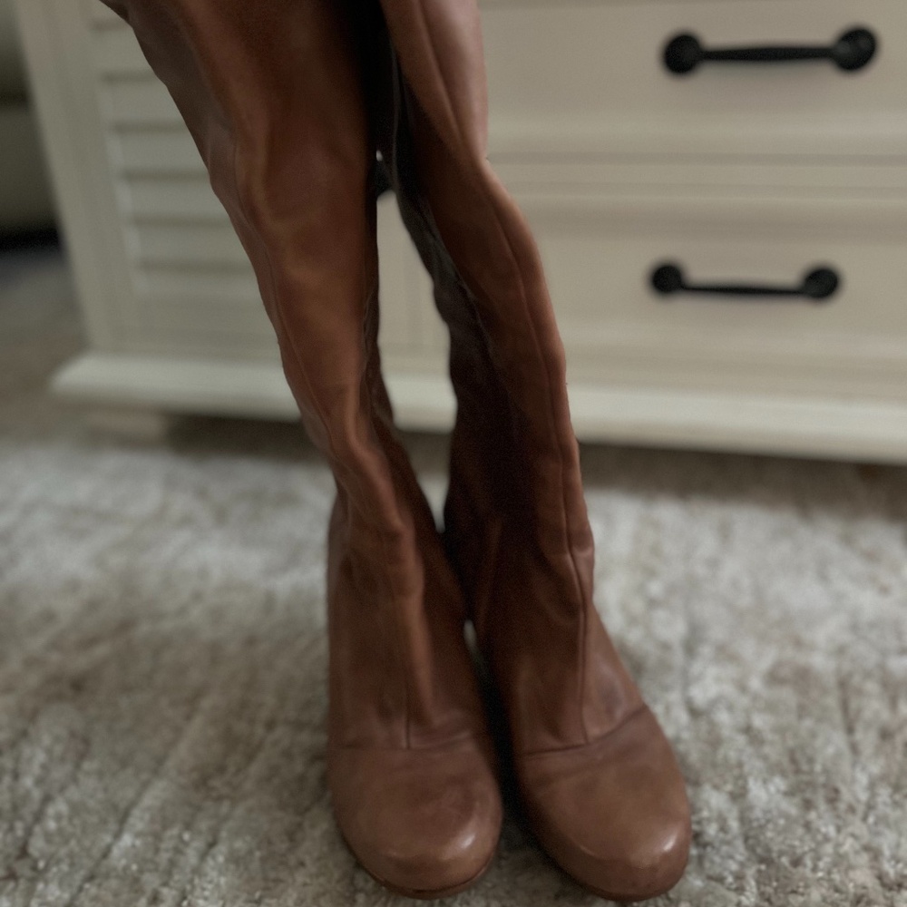 UGG Kendrick Brown Marbled Leather Side Zip Wedge Boot Size 7.5